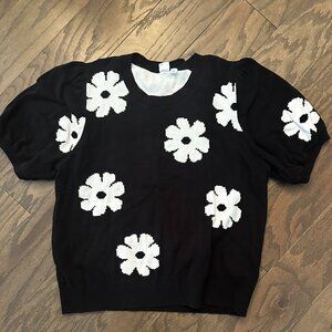 Gap Women's Black White Flower Pullover Crewneck Sweater Short Puff Sleeve
